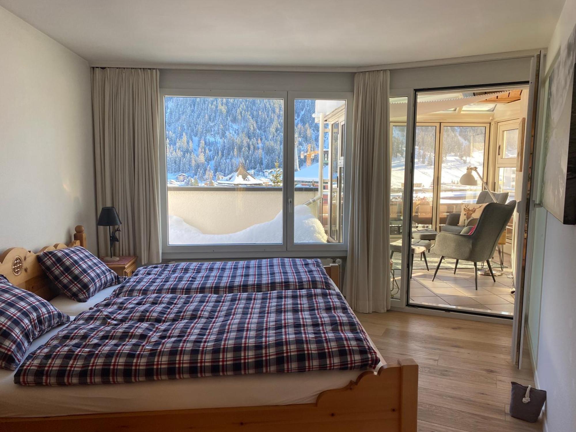 Wef Apartment Mit Weitsicht Davos Bagian luar foto